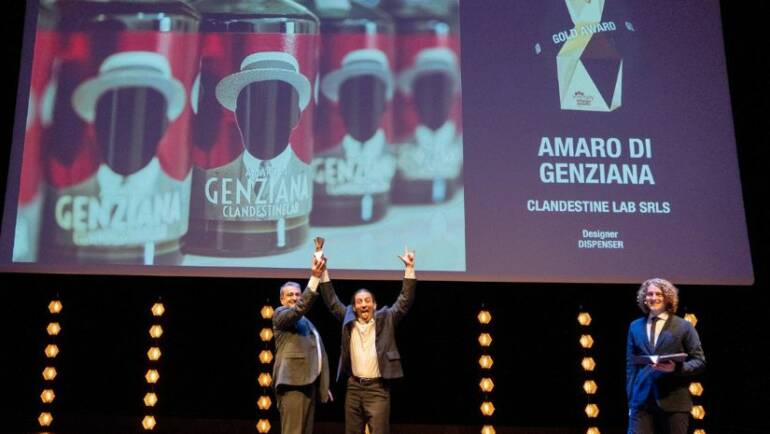 Clandestine Lab vince il Vinitaly Gold Award